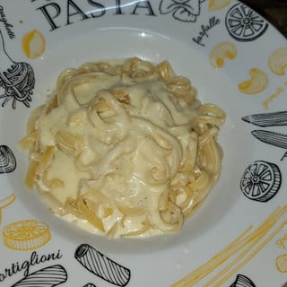 Fettuccine Alfredo